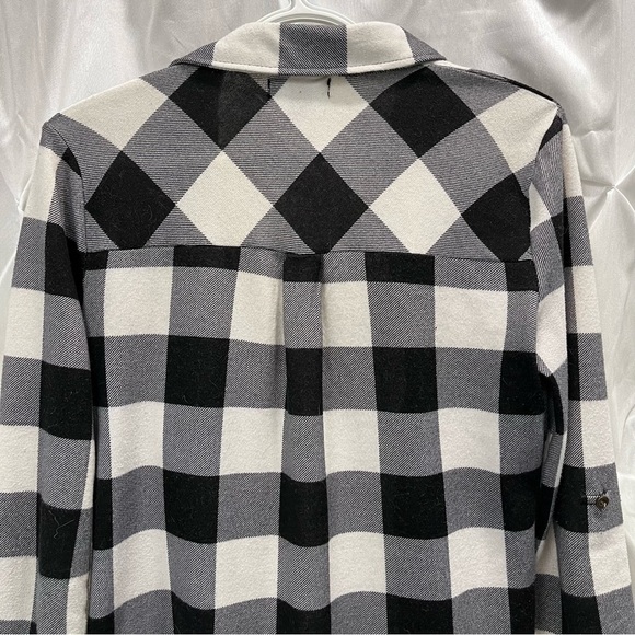 BUFFALO check long shirttail hem top size medium - Picture 4 of 9